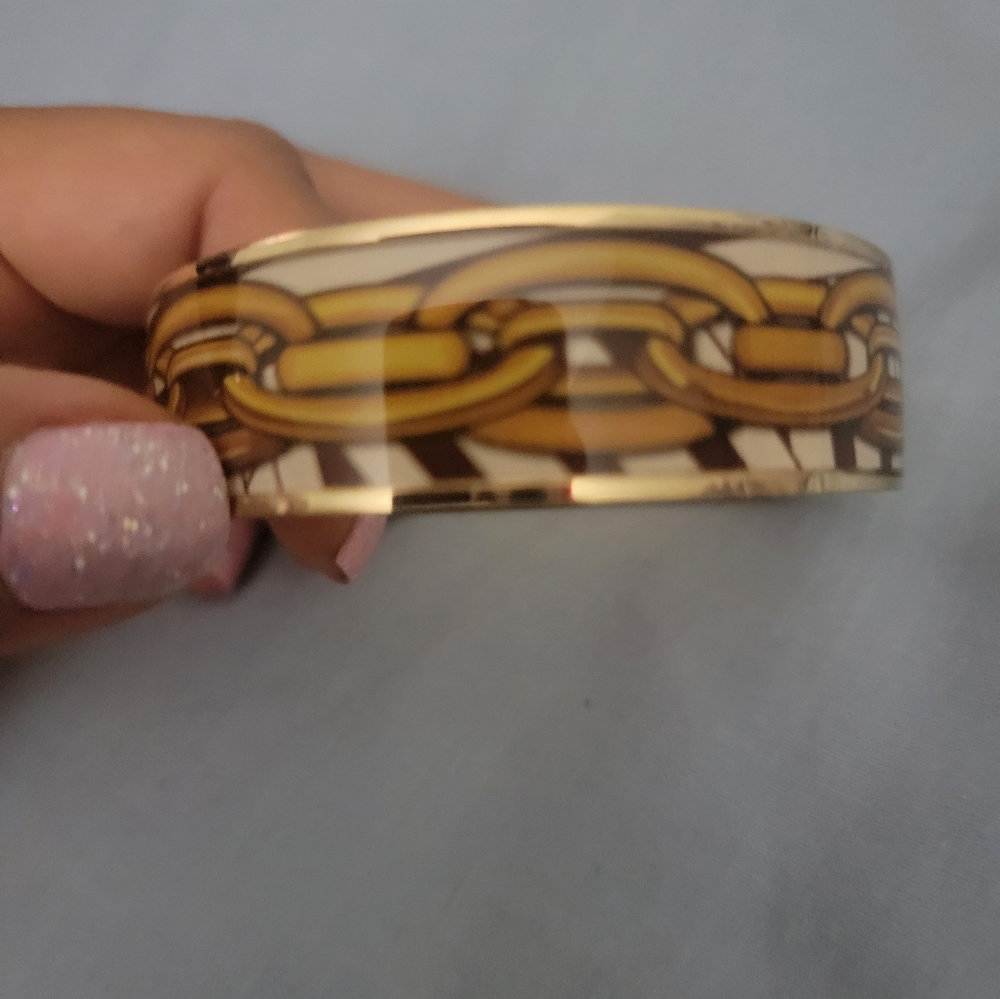 Henri bendel bangel